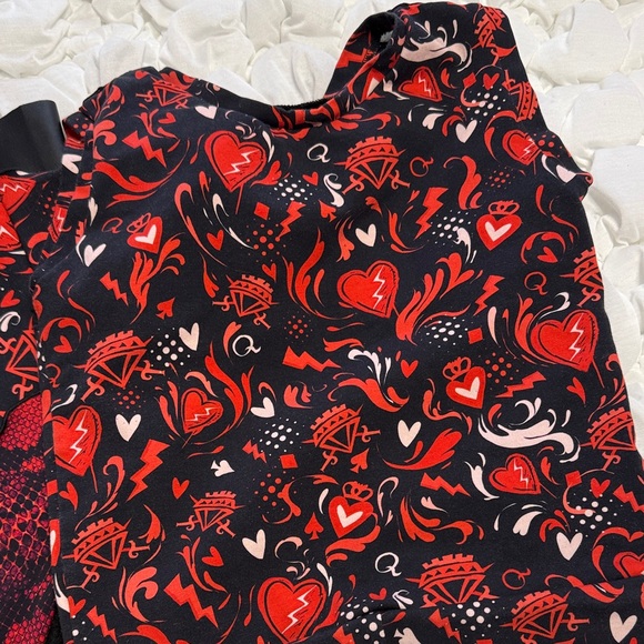 Descendants Rise of Red Custom Kids Red & Black Heart Print Set - Picture 5 of 5